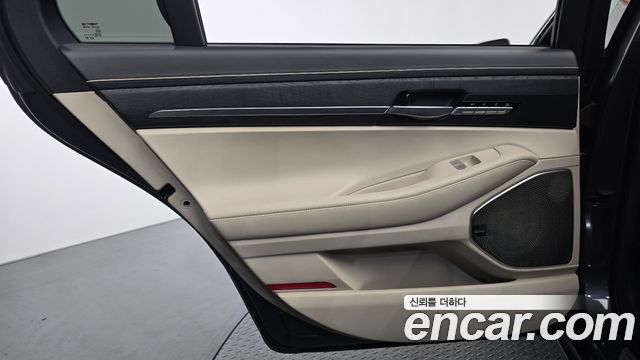 Genesis G90 3.8 AWD Prestige 2019 — фото 25