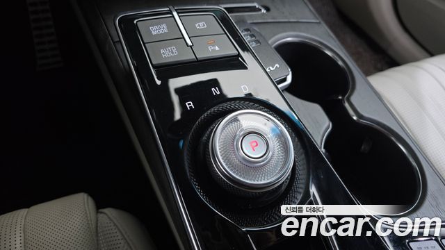 Kia K8 Hybrid Signature 2022 — фото 9