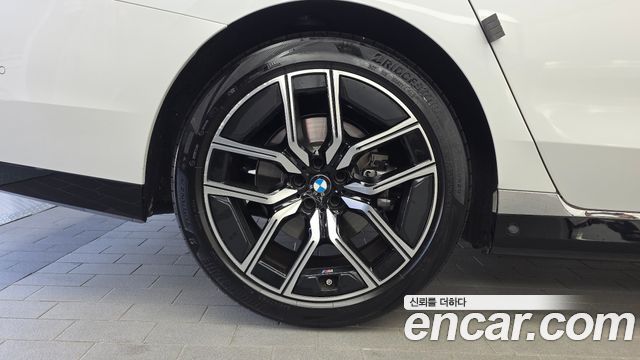 BMW 7 Series (G70) 740i xDrive M Sport 2025 — фото 5