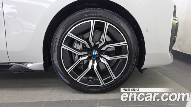 BMW 7 Series (G70) 740i xDrive M Sport 2025 — фото 21
