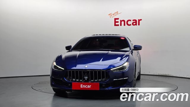 Maserati Ghibli 3.0 GranLusso 3rd 2021 — фото 3