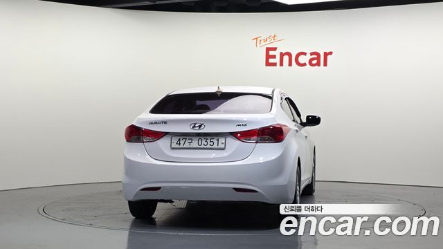 Hyundai Avante (MD) LPI M16 Style 2014 — фото 4