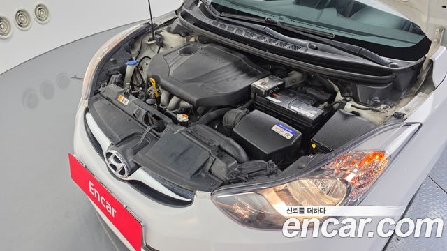 Hyundai Avante (MD) LPI M16 Style 2014 — фото 6