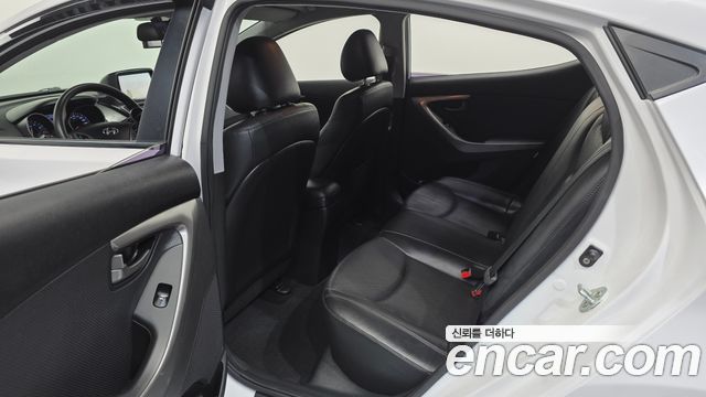 Hyundai Avante (MD) LPI M16 Style 2014 — фото 16