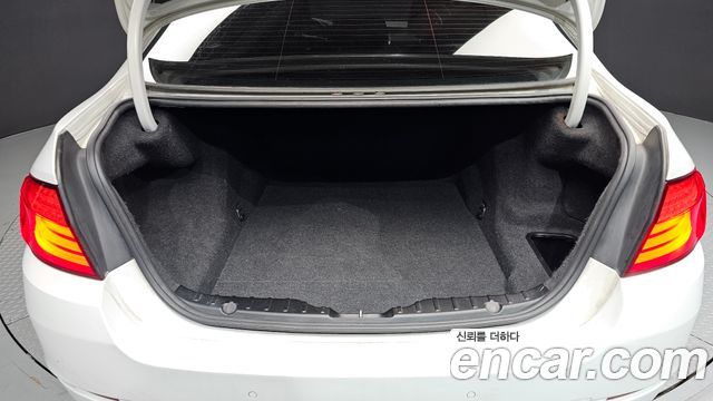 BMW 5 Series (F10) 520d 2011 — фото 20