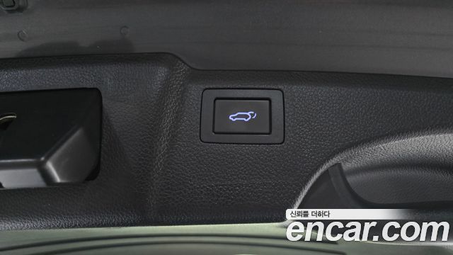 Hyundai Santa Fe The Prime Diesel 2.0 2WD Exclusive Special 2017 — фото 18
