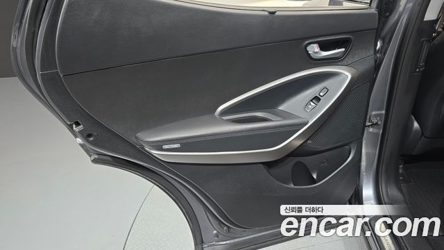 Hyundai Santa Fe The Prime Diesel 2.0 2WD Exclusive Special 2017 — фото 25