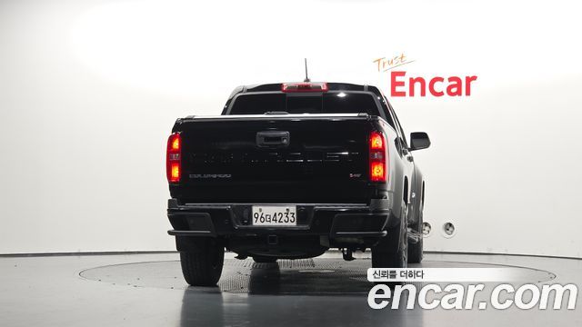 Chevrolet Real New Colorado 3.6 Z71-X Midnight 4WD 2022 — фото 4