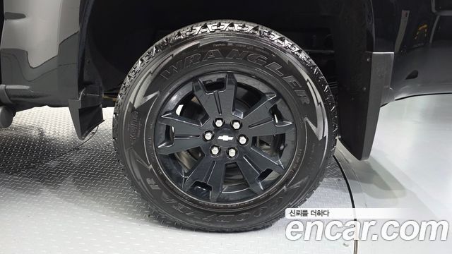 Chevrolet Real New Colorado 3.6 Z71-X Midnight 4WD 2022 — фото 5