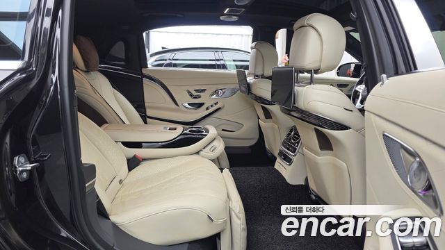 Mercedes-Benz S-Class (W222) Maybach S560 4MATIC 2018 — фото 32