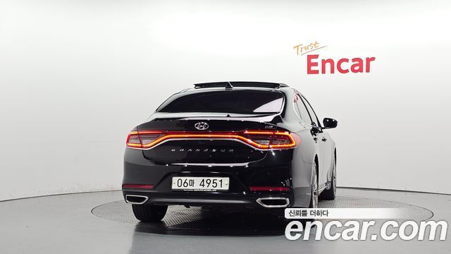 Hyundai Grandeur (IG) 3.0 Exclusive Special 2019 — фото 4