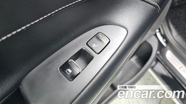 Hyundai Grandeur (IG) 3.0 Exclusive Special 2019 — фото 38