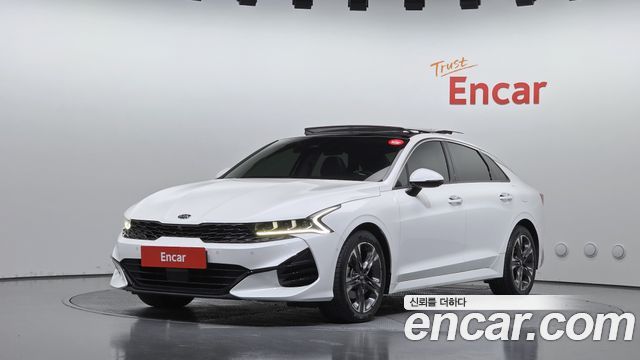 Kia K5 (III) 2.0 Signature 2020 — фото 1