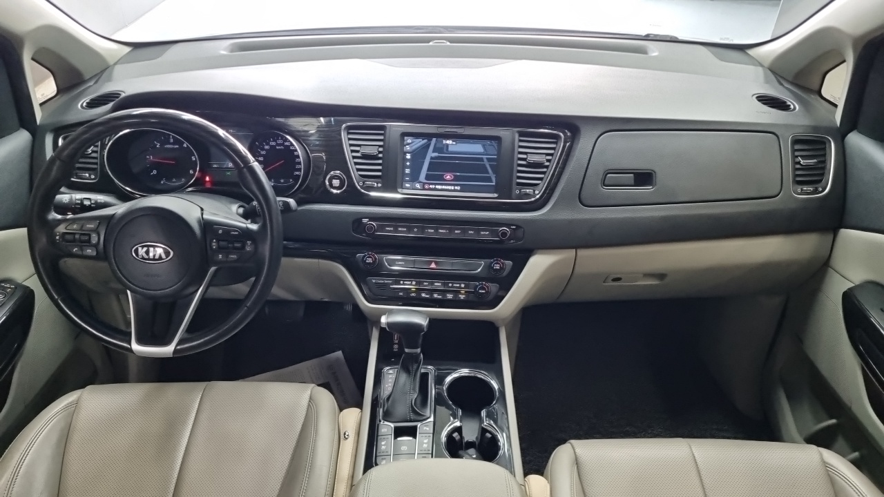 Kia Carnival 9-Seater Noblesse Special 2019 — фото 5