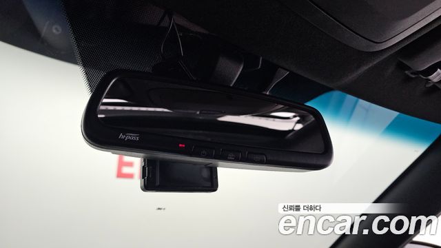 KG Mobility (SsangYong) Tivoli Armor Gear Edition 2WD 2018 — фото 17