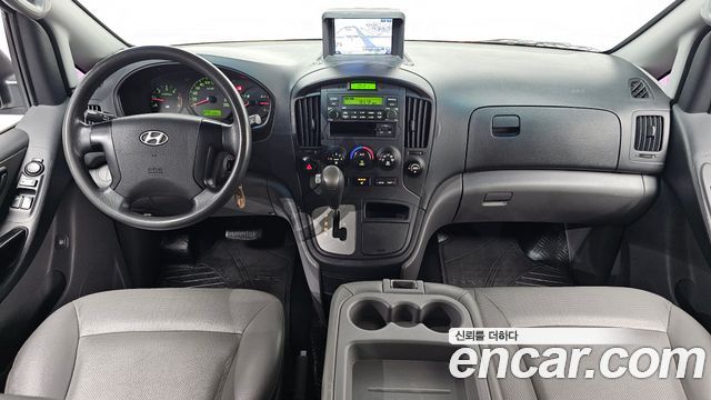 Hyundai Grand Starex 12-Seater Wagon CVX Deluxe 2013 — фото 7