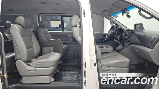 Hyundai Grand Starex 12-Seater Wagon CVX Deluxe 2013 — фото 26