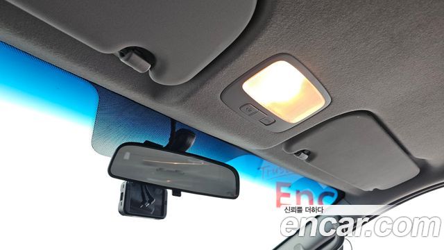 Hyundai Grand Starex 12-Seater Wagon CVX Deluxe 2013 — фото 28