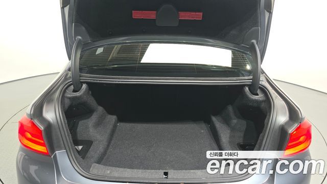 BMW 5 Series (G30) 530i xDrive M Sport Package Plus 2017 — фото 18