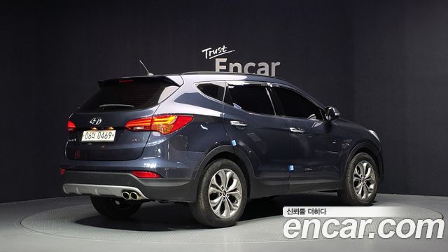 Hyundai Santa Fe (DM) Diesel(e-VGT) 2.0 2WD Premium 2015 — фото 2
