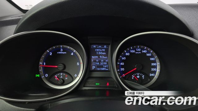 Hyundai Santa Fe (DM) Diesel(e-VGT) 2.0 2WD Premium 2015 — фото 8