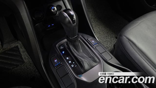 Hyundai Santa Fe (DM) Diesel(e-VGT) 2.0 2WD Premium 2015 — фото 9