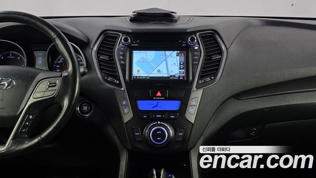 Hyundai Santa Fe (DM) Diesel(e-VGT) 2.0 2WD Premium 2015 — фото 14