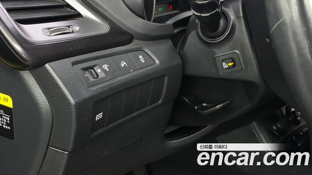 Hyundai Santa Fe (DM) Diesel(e-VGT) 2.0 2WD Premium 2015 — фото 16