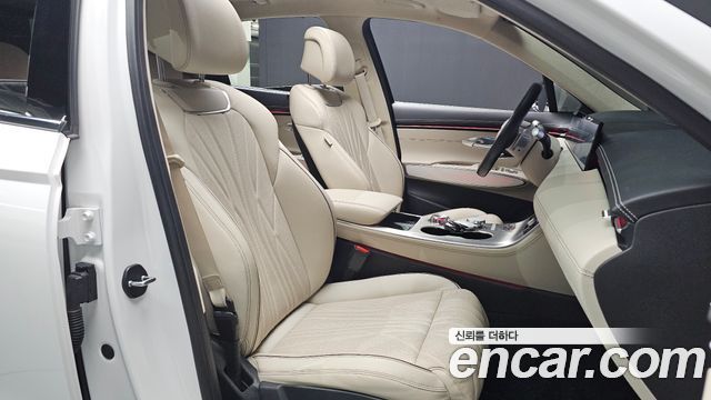 Genesis GV70 2.5T Gasoline AWD 2025 — фото 17