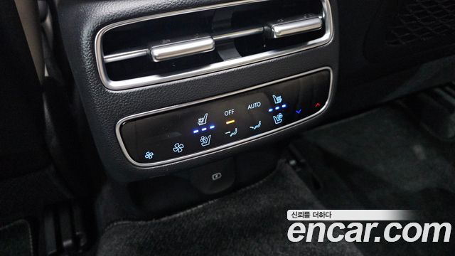 Genesis GV70 2.5T Gasoline AWD 2025 — фото 30