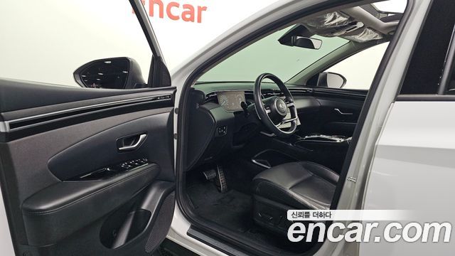 Hyundai Tucson Hybrid (NX4) Inspiration 2WD 2023 — фото 10