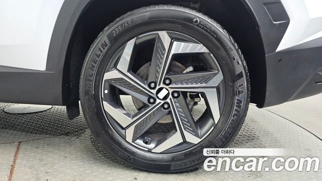 Hyundai Tucson Hybrid (NX4) Inspiration 2WD 2023 — фото 21