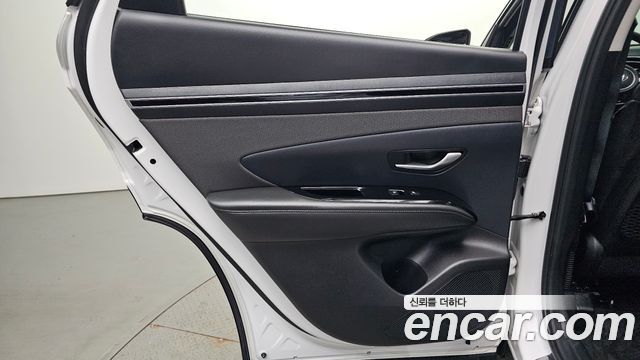 Hyundai Tucson Hybrid (NX4) Inspiration 2WD 2023 — фото 25