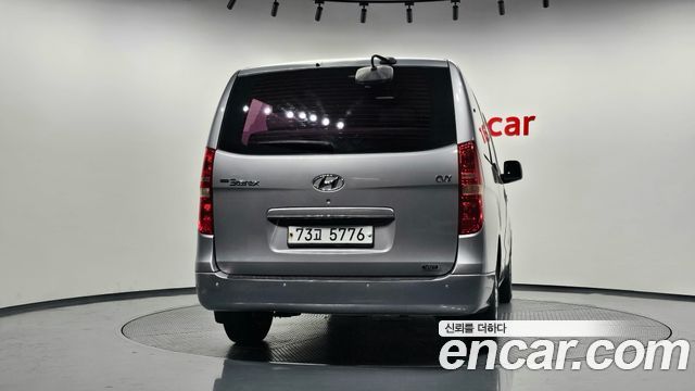 Hyundai Grand Starex 12-Seater Wagon CVX Deluxe 2013 — фото 4