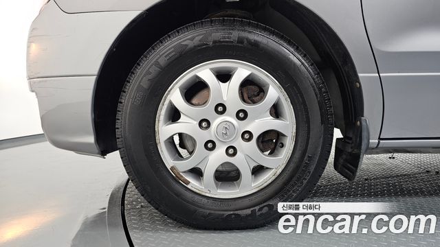 Hyundai Grand Starex 12-Seater Wagon CVX Deluxe 2013 — фото 5