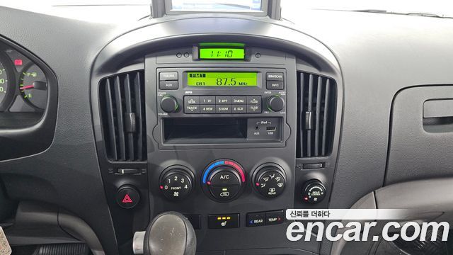 Hyundai Grand Starex 12-Seater Wagon CVX Deluxe 2013 — фото 16