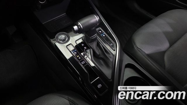 Kia Niro Prestige 2023 — фото 9