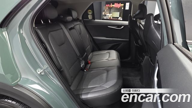 Kia Niro Prestige 2023 — фото 12