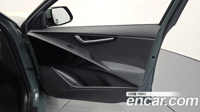 Kia Niro Prestige 2023 — фото 24
