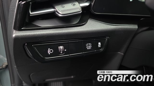 Kia Niro Prestige 2023 — фото 27