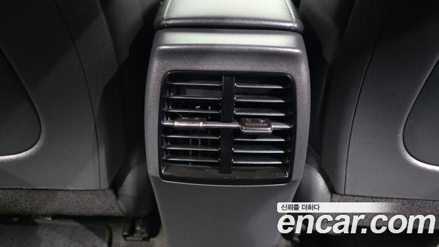 Kia Niro Prestige 2023 — фото 29