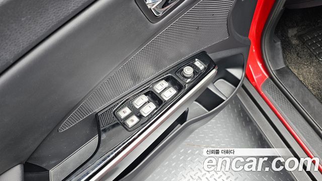 KG Mobility (SsangYong) Tivoli Diesel VX 2WD 2016 — фото 13