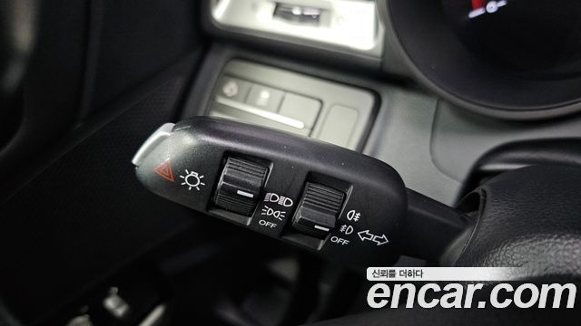 KG Mobility (SsangYong) Tivoli Diesel VX 2WD 2016 — фото 19