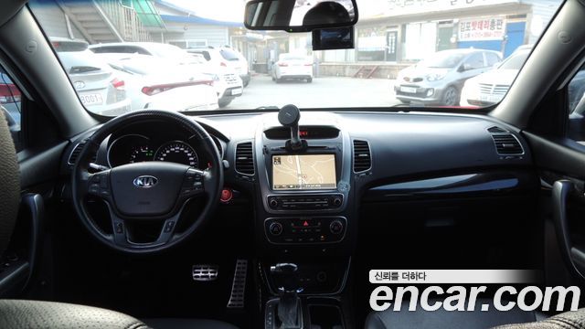 Kia Sorento R Diesel 2.0 2WD TLX 2013 — фото 7