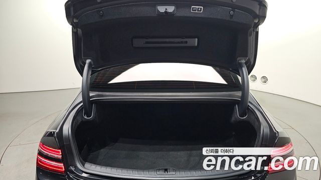 Genesis G80 (RG3) Gasoline 2.5 Turbo AWD 2022 — фото 32
