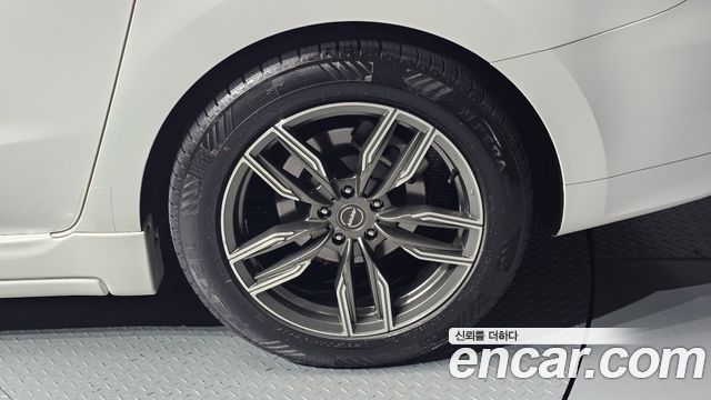Kia Carnival 9-seater Hi-Limousine Prestige 2015 — фото 21