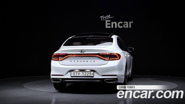 Hyundai Grandeur (IG) 2.4 Premium Special 2018 — фото 4