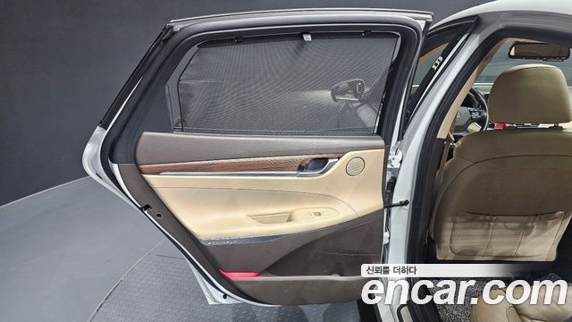 Hyundai Grandeur (IG) 2.4 Premium Special 2018 — фото 25