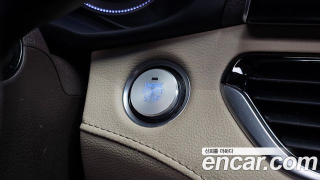 Hyundai Grandeur (IG) 2.4 Premium Special 2018 — фото 28