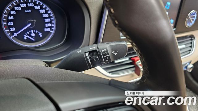 Hyundai Grandeur (IG) 2.4 Premium Special 2018 — фото 30